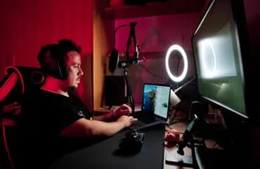 熊猫体育围绕支持双系统适配，提供便捷的移动端体育服务。不断创新，回应用户的真实需求。 - 熊猫体育